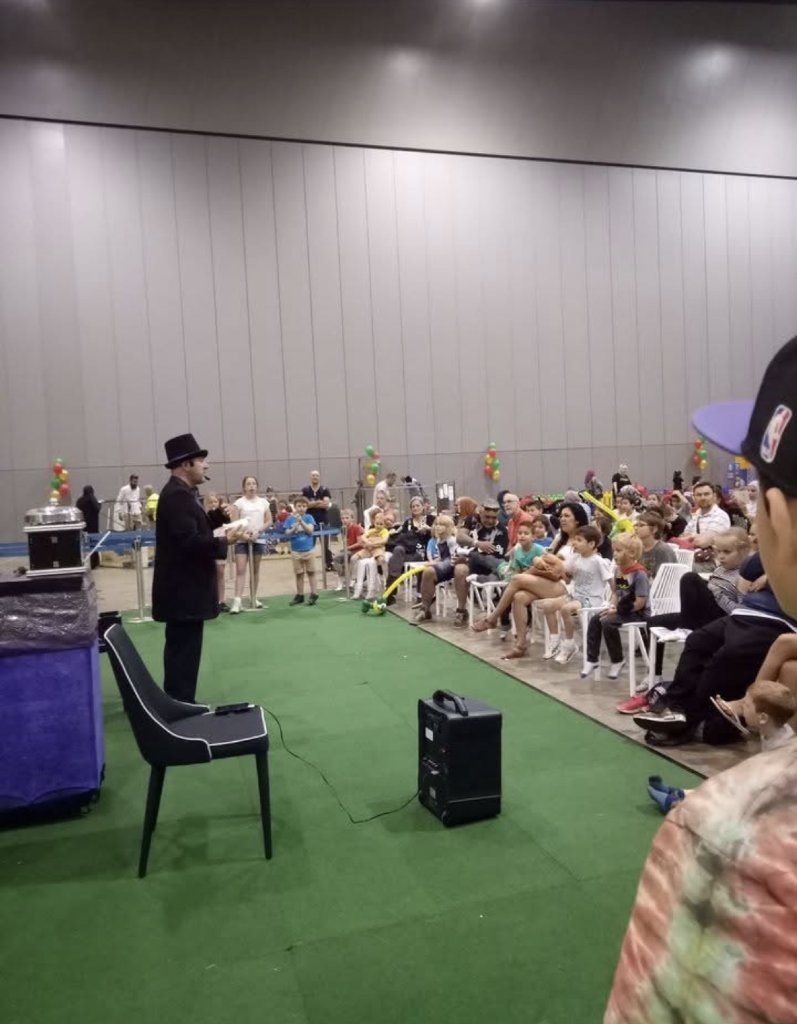 School magic show performance